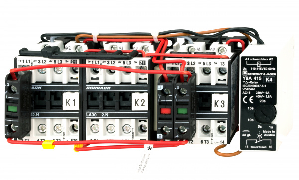 купить LA3Y26Y3 Schrack Technik Stern-Dreieck-Schützkombination 30A, 15kW, 230VAC