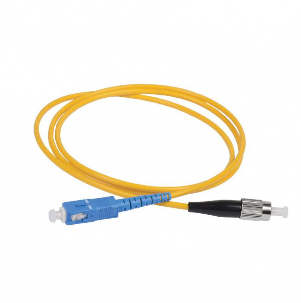 купить Патч-корд оптический коммутационный переходной для одномодового кабеля (SM); 9/125 (OS2); SC/UPC-ST/UPC (Simplex) (дл.100м) ITK FPC09-SCU-STU-C1L-15M