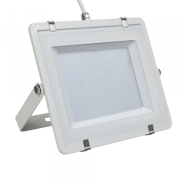 купить LIVTS421 Schrack Technik LED Fluter 200W 16000lm 6400K 220-240V IP65 100° weiß