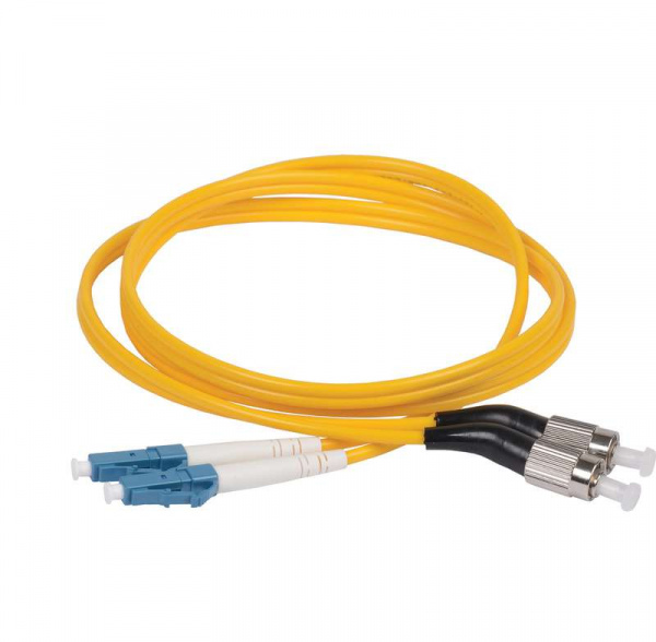 купить Патч-корд оптический коммутационный переходной для одномодового кабеля (SM); 9/125 (OS2); FC/UPC-LC/UPC (Duplex) (дл.30м) ITK FPC09-FCU-LCU-C2L-30M