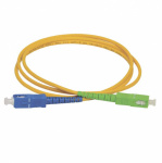 Патч-корд оптический коммутационный соединительный для одномодового кабеля (SM); 9/125 (OS2); SC/UPC-SC/APC (Simplex) (дл.15м) ITK FPC09-SCU-SCA-C1L-15M